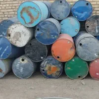 بشکه پلاستیکی دست دوم و فلزی|مصالح و تجهیزات ساختمان|خمین, |دیوار