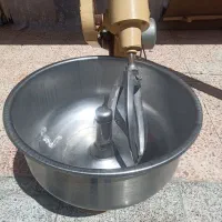 خمیر گیر ۲۰ کیلویی در حد نو|خردکن، آسیاب، غذاساز|شهرکرد, |دیوار