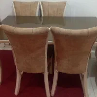 میزغذاخوری