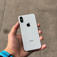 اپل iPhone X با حافظهٔ ۲۵۶ گیگابایت