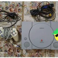 سونی یک کاملا س