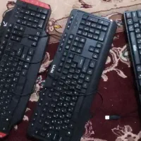 ۳ عدد کیبورد سالم هر سه باهم
