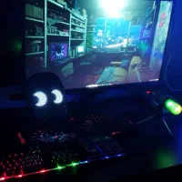 سیستم گیمینگ و رندرینگ همه لوازم(rtx 5070ti)