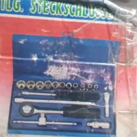 جعبه آچار بکس آلمانی اصل|کلکسیون اشیاء عتیقه|رودسر, |دیوار