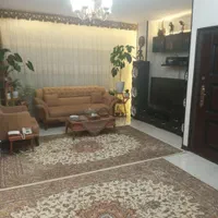 اپارتمان ۸۰ متری/دو خوابه/احمداباد