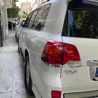 لندکروز