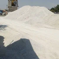 استخدام کارگر بلوک زنی با جای خواب