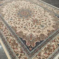 یک تخته فرش ۱۲ متری و یک تخته ۶ متری