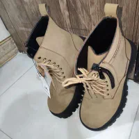 بوت چرمی بالنسیاگا|کیف، کفش، کمربند|مهاباد (آذربایجان غربی), |دیوار