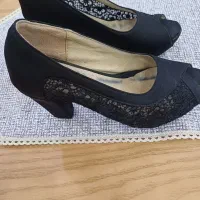 کفش مجلسی|کیف، کفش، کمربند|رشت, جهاد|دیوار