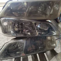 سه عدد چراغ جلو پارس