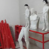 فروش میز دکور وقفسه های اویز بوتیک وتعدادیمانکن