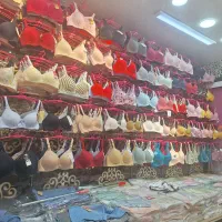 نیاز مند فروشنده خانم برای لباس زیر