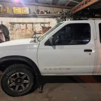 نیسان پیکاپ 81