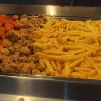 دنیای سوخاری کیلویی . زارچ. خیابان مجلسی|خوردنی و آشامیدنی|زارچ, |دیوار