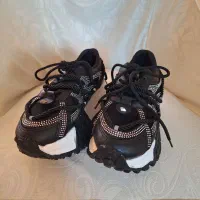 کتونی زنانه