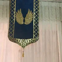 پرده دو طرف و وسط بدون پرده سفید