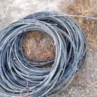 جمع آوری لوله های قطره ای زمین های کشاورزی