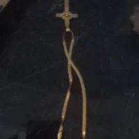 گردنبد با صلیب