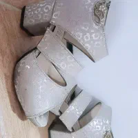 صندل مجلسی دخترانه|کفش و لباس بچه|شیراز, سلطان آباد|دیوار