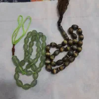 تسبیح‌ قدیمی|کلکسیون اشیاء عتیقه|طاهرگوراب, |دیوار