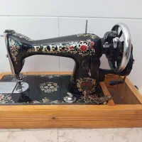 چرخ خیاطی قدیمی