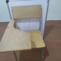 صندلی دانش اموز باوایتبرد