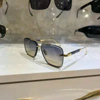 منشی خانم شرکت واردات عینک و لنز تماس نگیرید