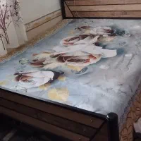 تخت خواب دو نفره سالم و تمیز|تخت و سرویس خواب|شیراز, جوادیه|دیوار