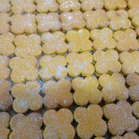 شیرینی|خوردنی و آشامیدنی|برخوار, |دیوار