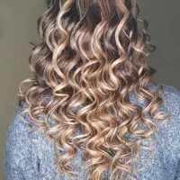 تخفیف خدمات زیبایی به مناسبت افتتاحیه (ترمیم)|خدمات آرایشگری و زیبایی|مشهد, سید رضی|دیوار