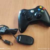دسته ماکروسافت ایکس باکسی به همراه دانگل
