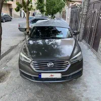 لیفان 820