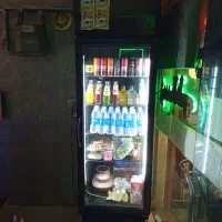 یخچال تک درب نوشابه و کافی شاپ