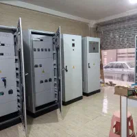 طراحی و ساخت انواع تابلو برق های صنعتی تخصصی