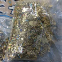 مقدارزیادی بدلیجات نونو دستبند آویز سنجاق سینه|بدلیجات|تهران, توحید|دیوار