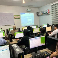 استخدام نیروی اداری و منشی