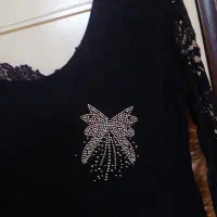 لباس تاناکورا عمده و کفش وکتانی.