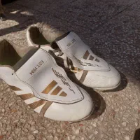 فروش کفش استوک و دستکش دروازه بانی