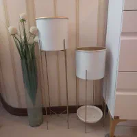 3 عدد گلدان و پایه فلزی