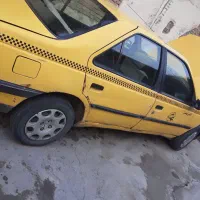 تاکسی مدل ۸۲