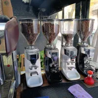 مغازه فروشی روبروی دوشنبه بازار خمینی شهر