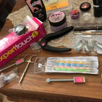 وسایل و ابزار کاشت ناخن بفروش میرسد|آرایشی، بهداشتی، درمانی|رشت, امین الضرب|دیوار