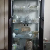 بوفه چوبی کاملاسالم وتمیز،جادار