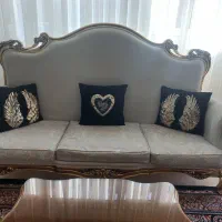 مبلمان ۷نفره سالم بدون هیچ شکستگی