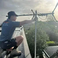 نصب انتن و گیرنده دیجیتال.