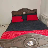 تخت چوپ کارشده با برونز