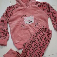 لباس بچگانه گرم