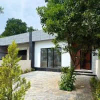 ویلاباغچه فلت مدرن 150متری سند تک برگ شهرکی مشجر