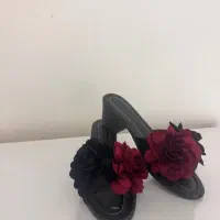 کفش|کیف، کفش، کمربند|قره ضیاالدین, |دیوار